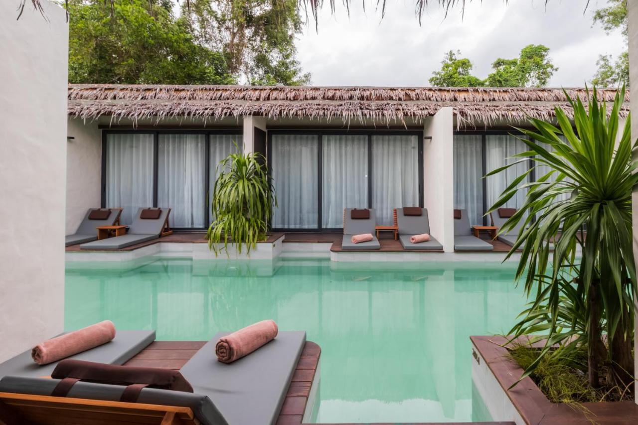 The Flow Samui Beach Resort Mae Nam Exterior photo
